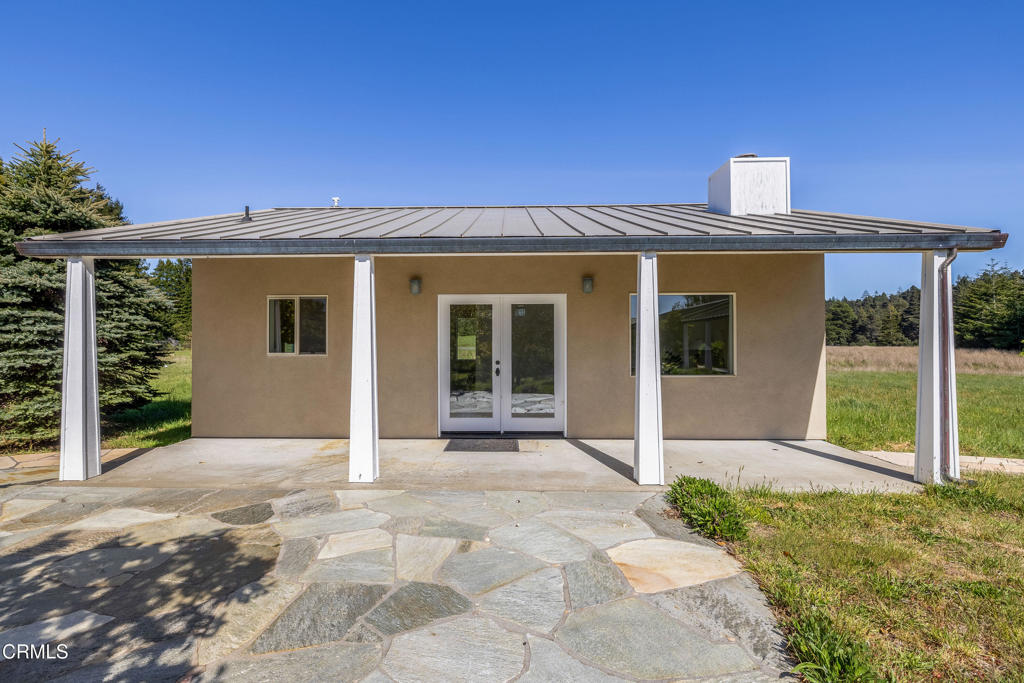 28651 S Highway 1 Property Photo 32
