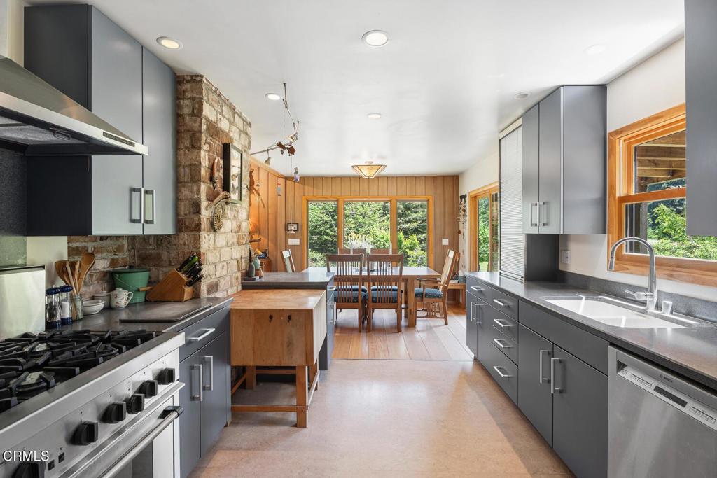 31501 Comptche Ukiah Road Property Photo 12