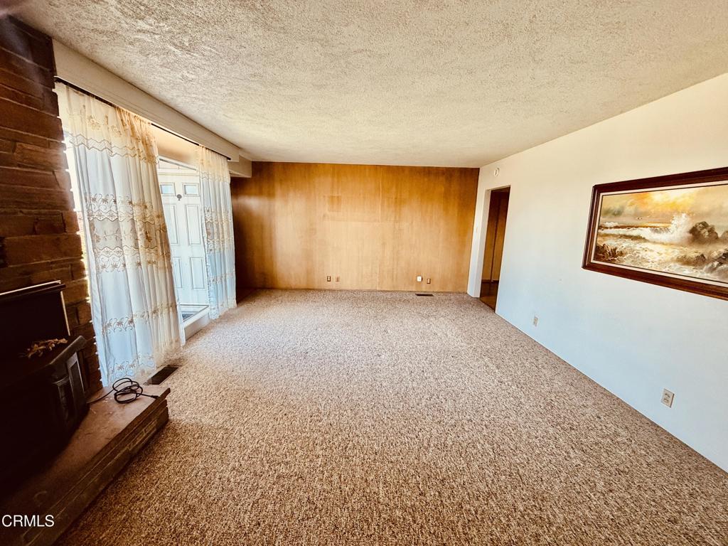 270 S Whipple Street Property Photo 3