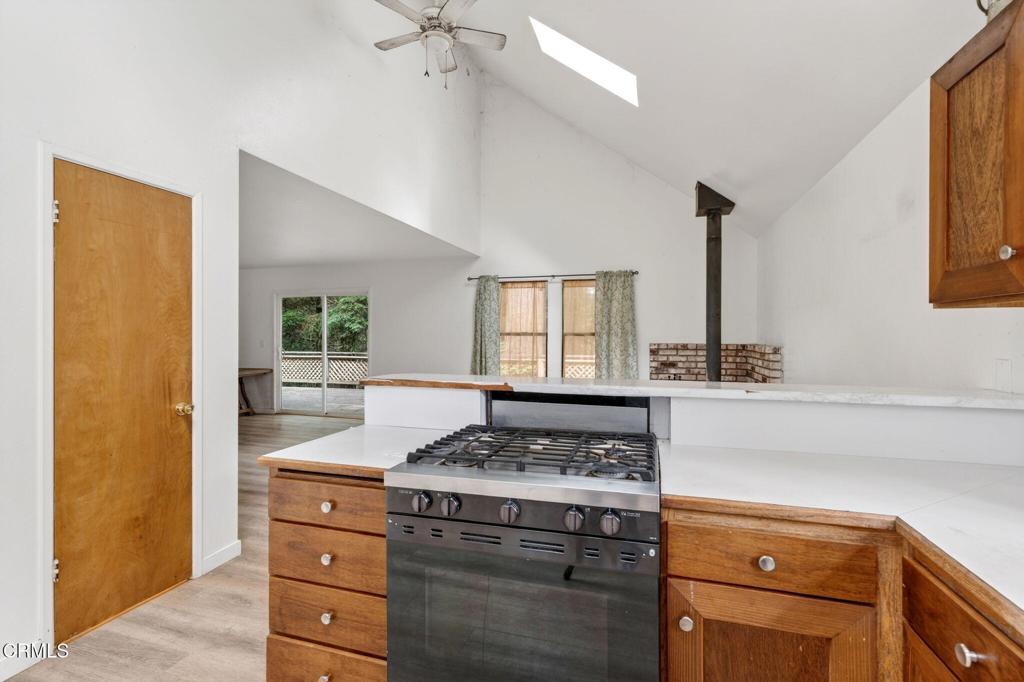 27421 Albion Ridge Road Property Photo 8