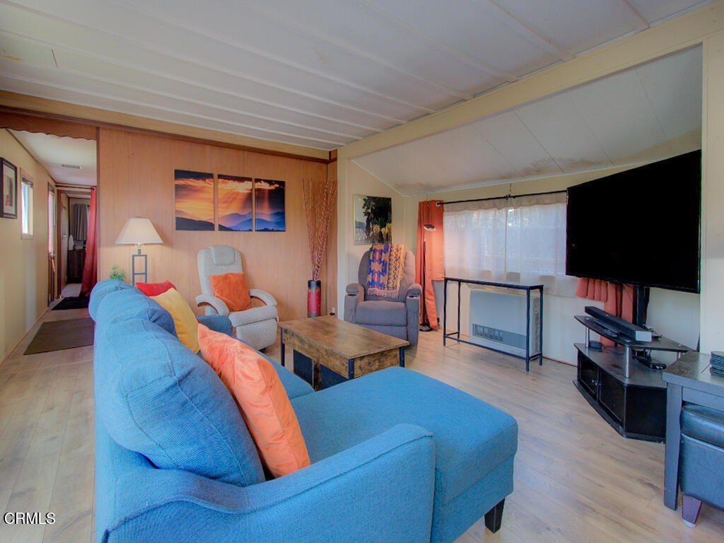 32800 Highway 20 21 Property Photo 5