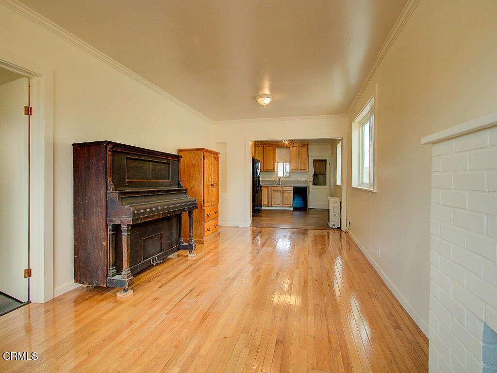 715 West Street Property Photo 4