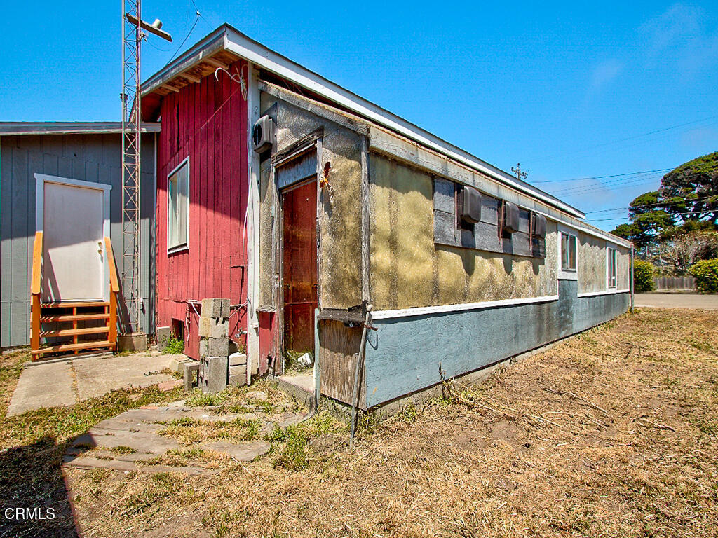 715 West Street Property Photo 24
