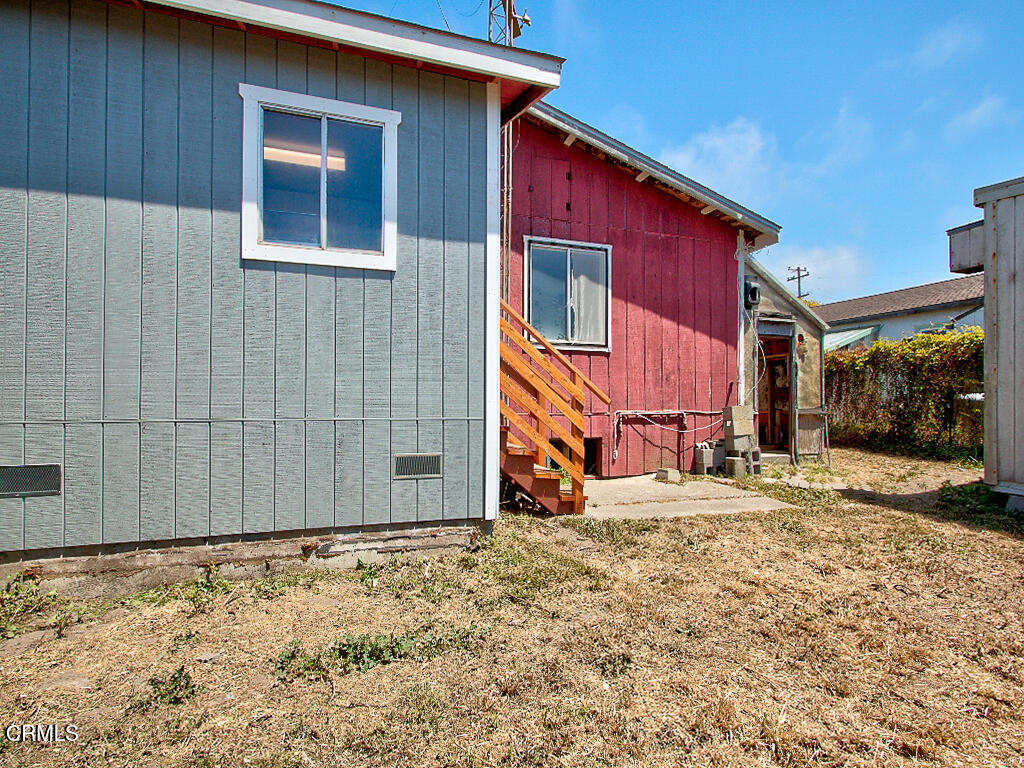 715 West Street Property Photo 28