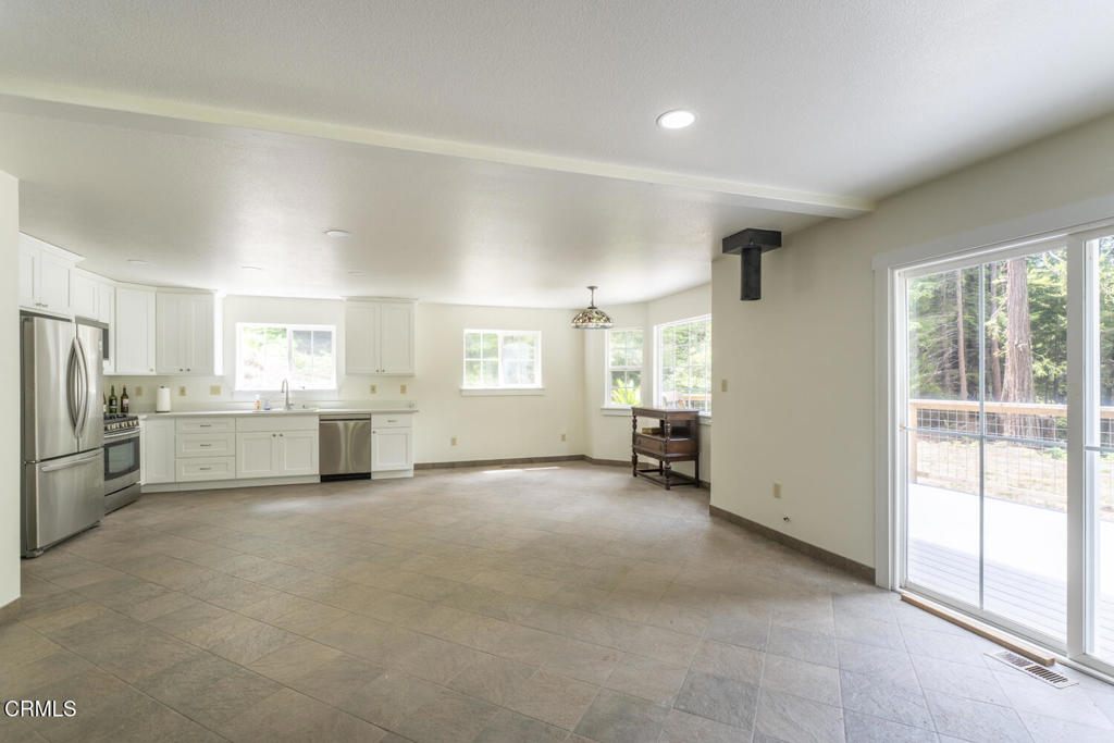 16225 Mitchell Creek Drive Property Photo 7