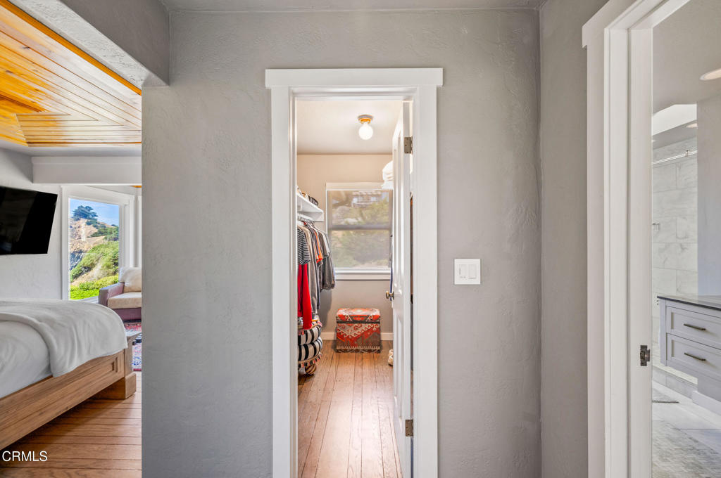 6018 California 1 Property Photo 22