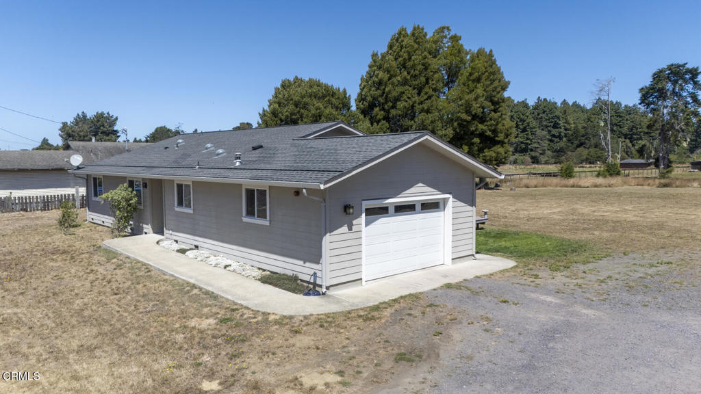 31540 Fort Bragg-sherwood Road Property Photo 2