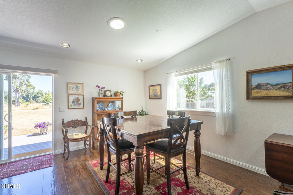 31540 Fort Bragg-sherwood Road Property Photo 7