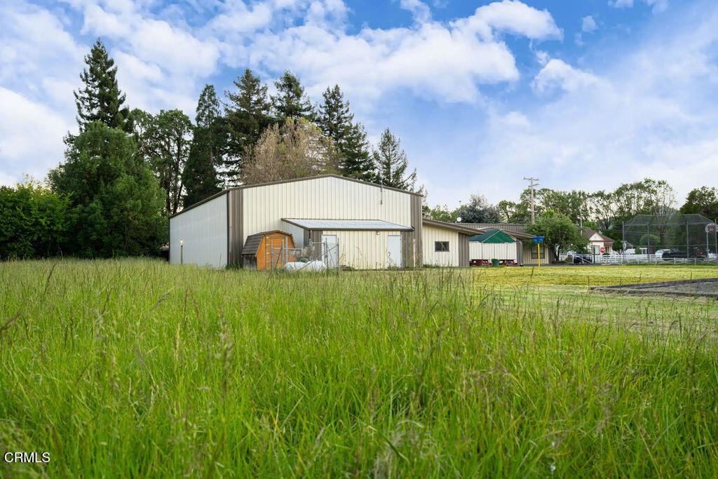 22751 Bray Property Photo 24