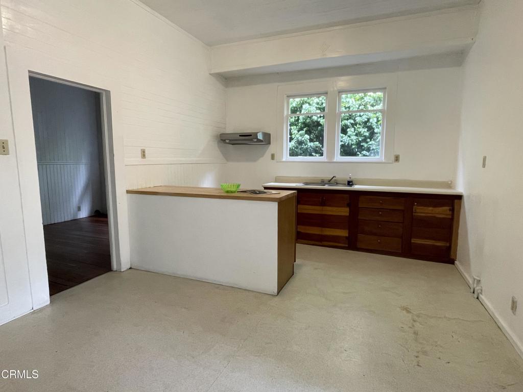 150 S Franklin Street Property Photo 8