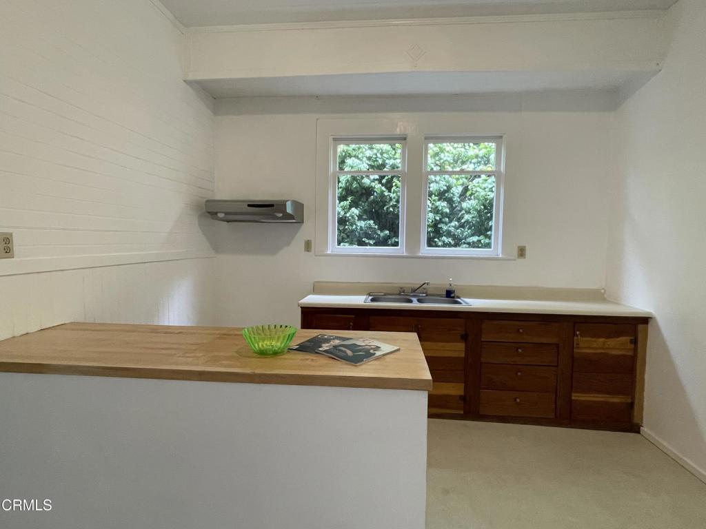 150 S Franklin Street Property Photo 9