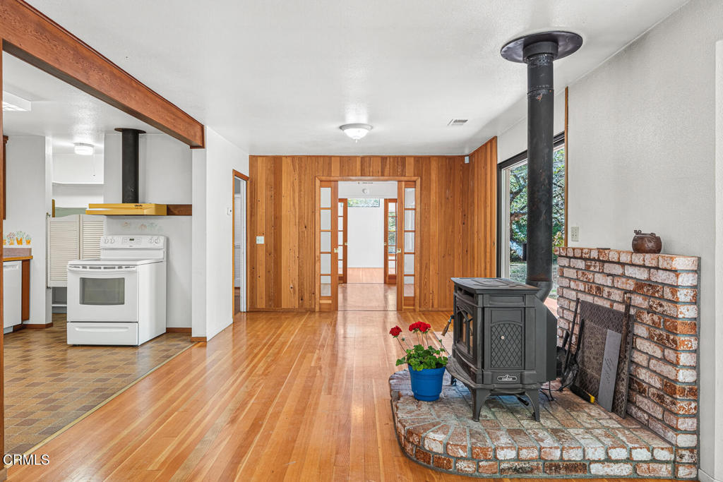 44660 Caspar Orchard Road Property Photo 3