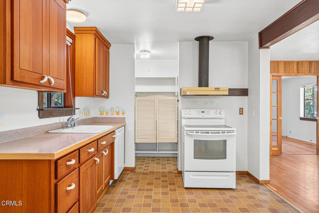 44660 Caspar Orchard Road Property Photo 5