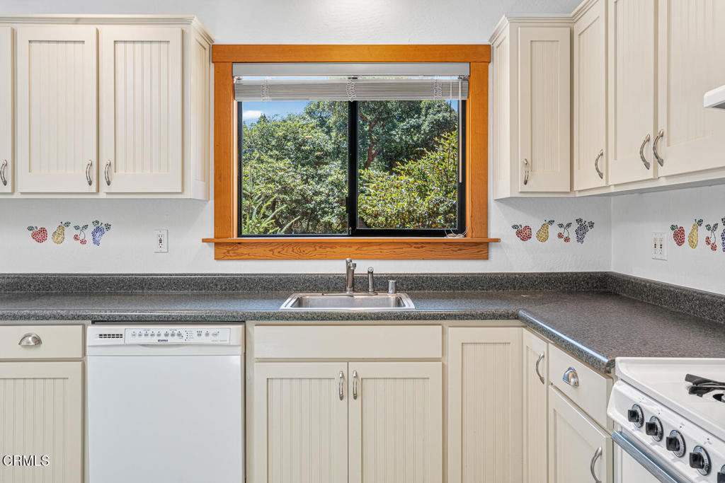 44660 Caspar Orchard Road Property Photo 23