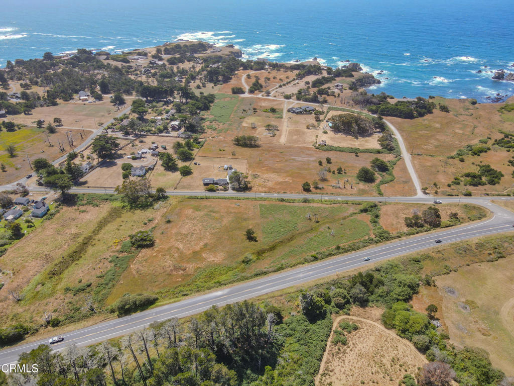 15455 Caspar Road Property Photo 4