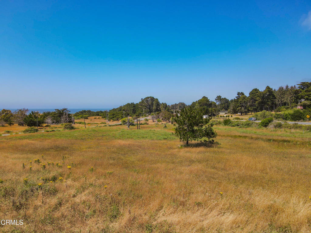 15455 Caspar Road Property Photo 8