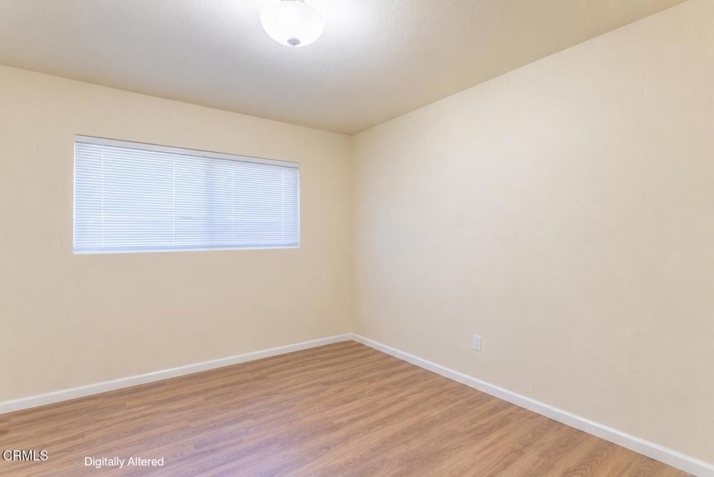 1072 E Chestnut Street Property Photo 13