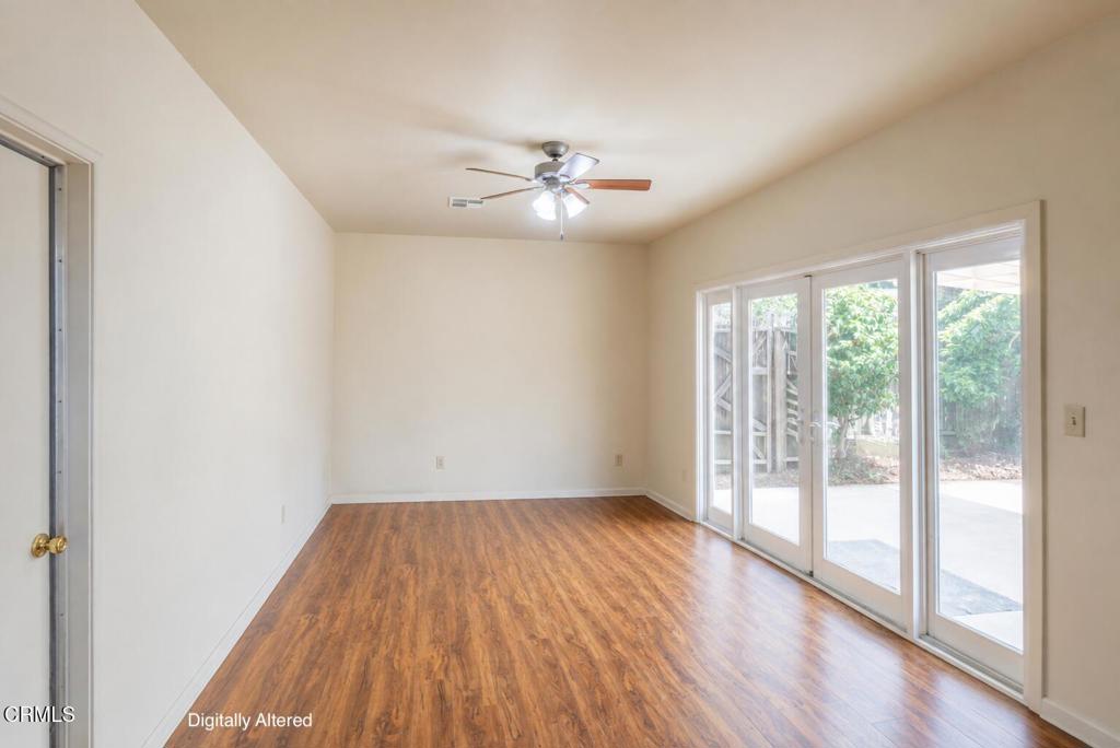1072 E Chestnut Street Property Photo 17