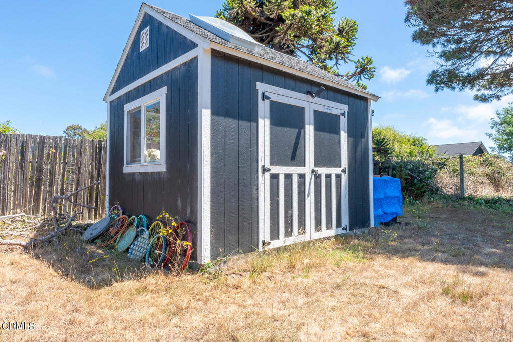 1072 E Chestnut Street Property Photo 19
