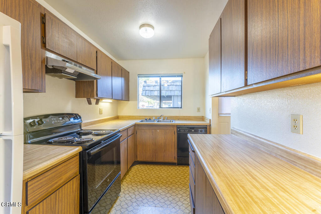 511 Cypress Street 7 Property Photo 6