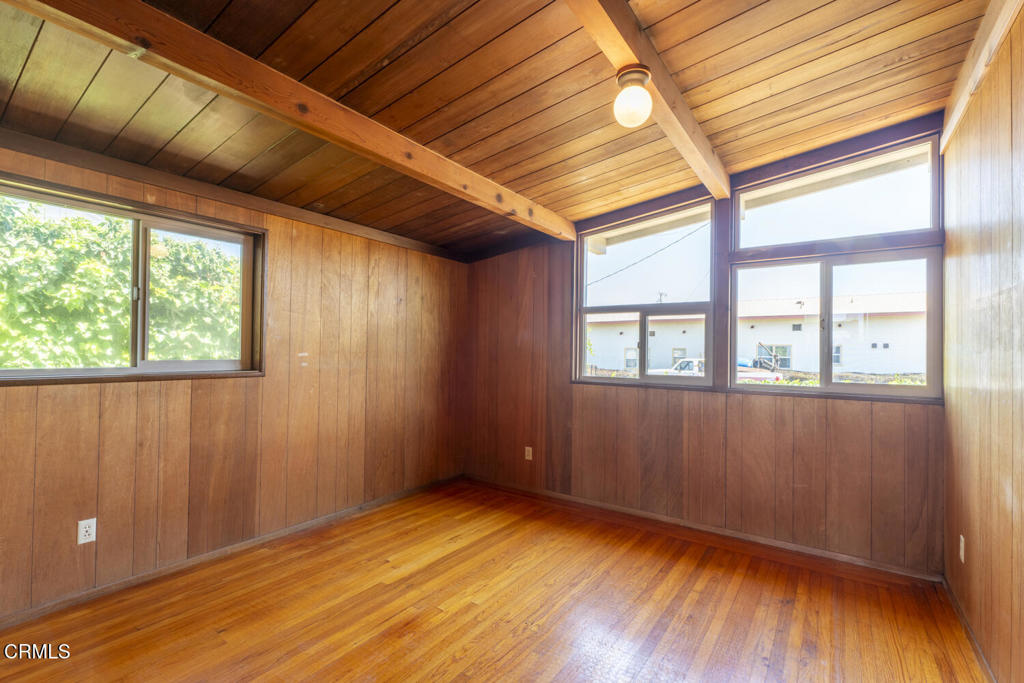 143 S Corry Street Property Photo 13