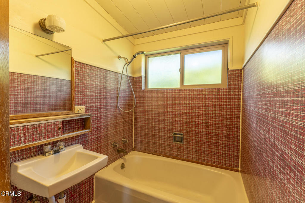 143 S Corry Street Property Photo 15