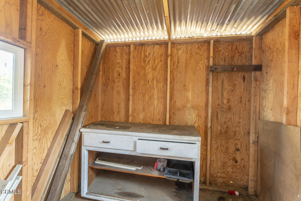143 S Corry Street Property Photo 32