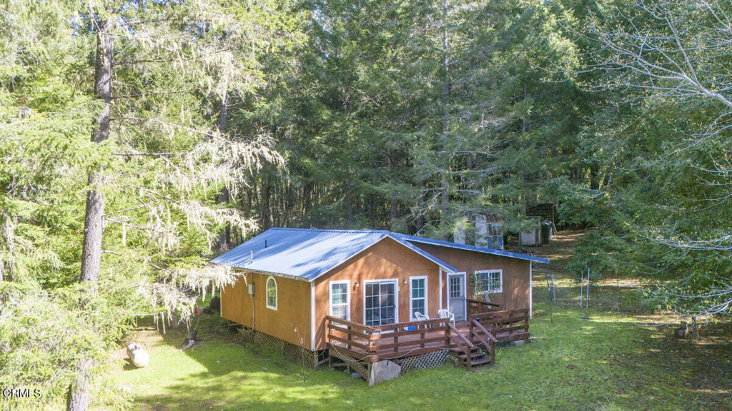 67951 N Hwy 101 Property Photo 8