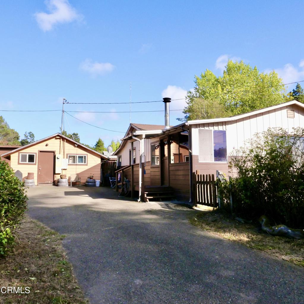 19231 Summers Lane Property Photo 1