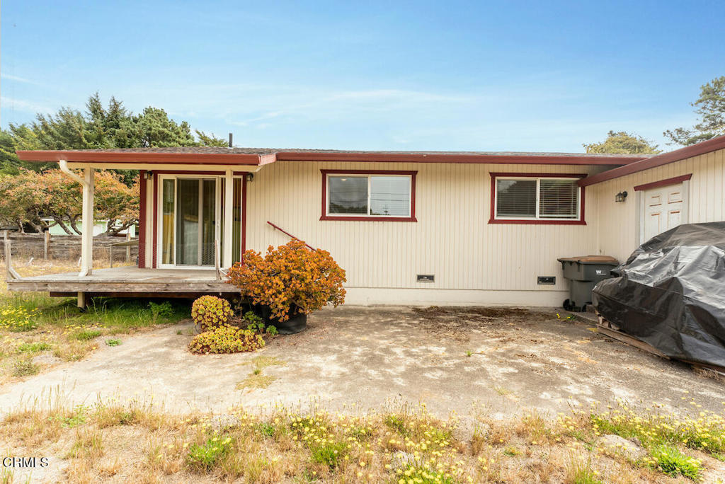 31420 Fort Bragg Sherwood Property Photo 4