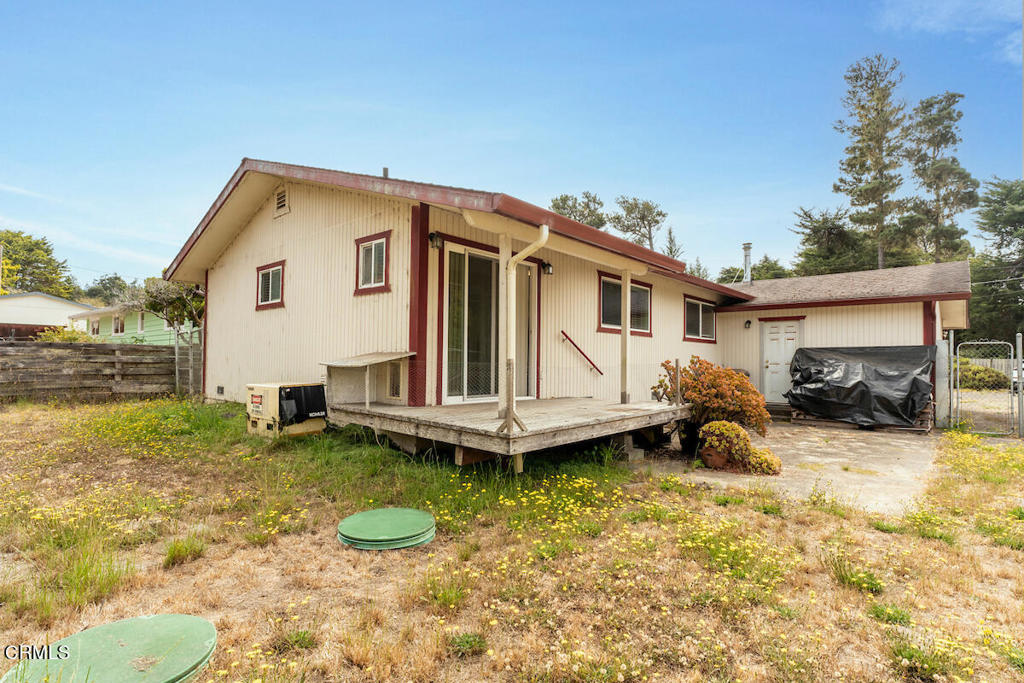 31420 Fort Bragg Sherwood Property Photo 5