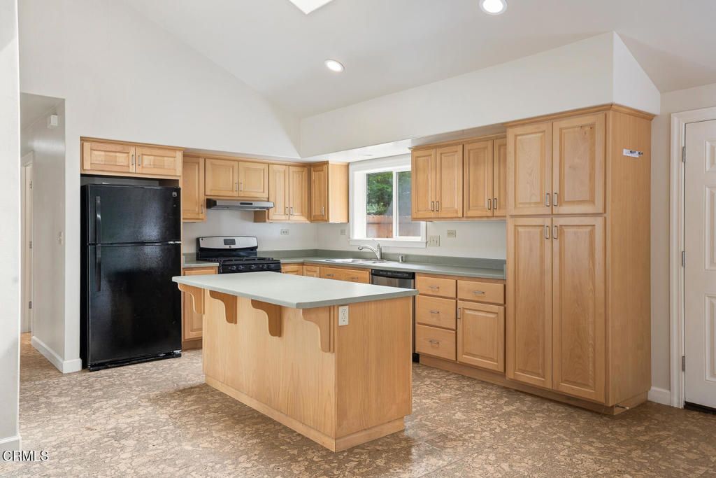 32800 Albion Ridge Road Property Photo 2