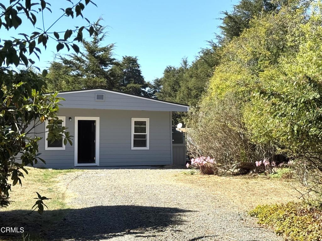 19260 Summers Lane Property Photo 2