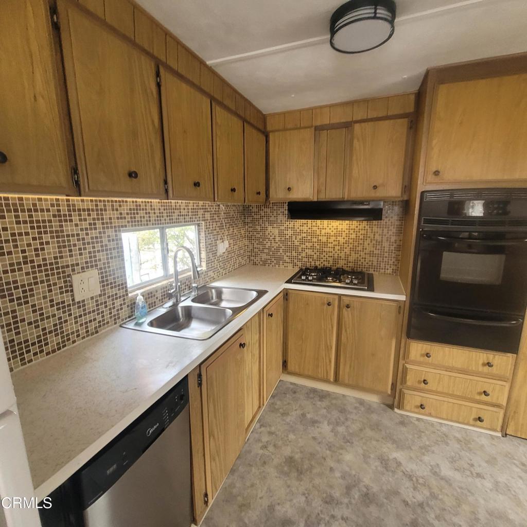 23650 North Highway 1 Property Photo 9