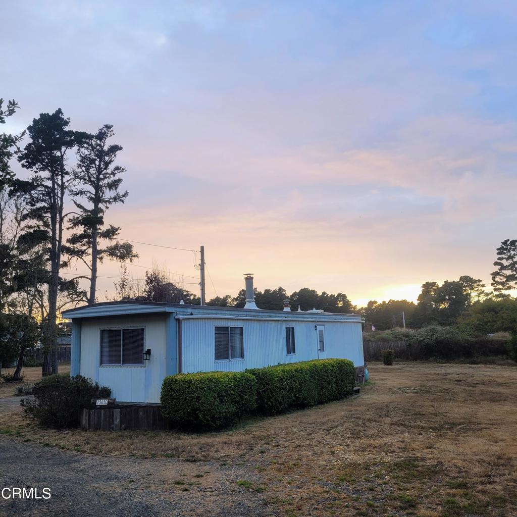 23650 North Highway 1 Property Photo 29