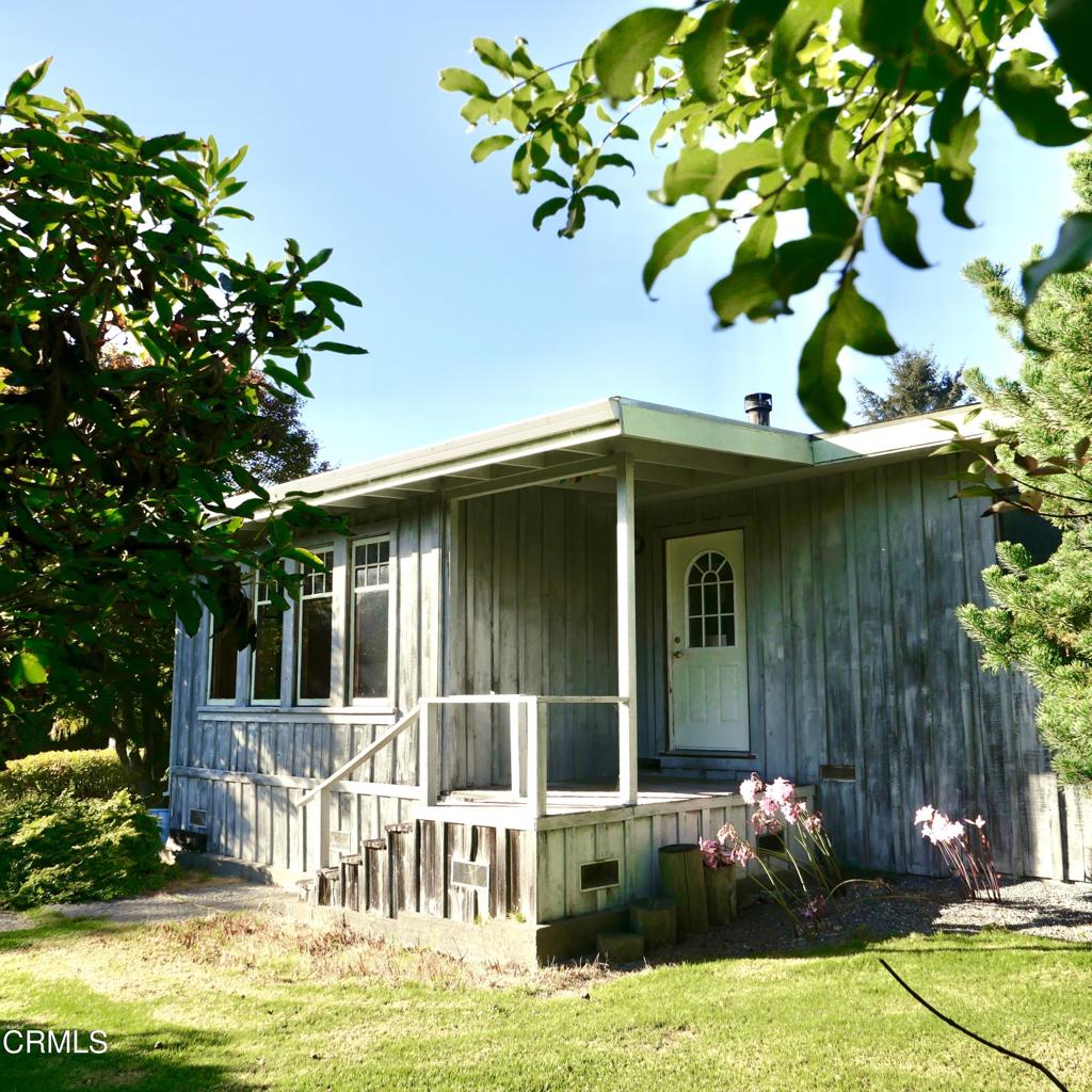 33200 Ocean View Drive Property Photo 1