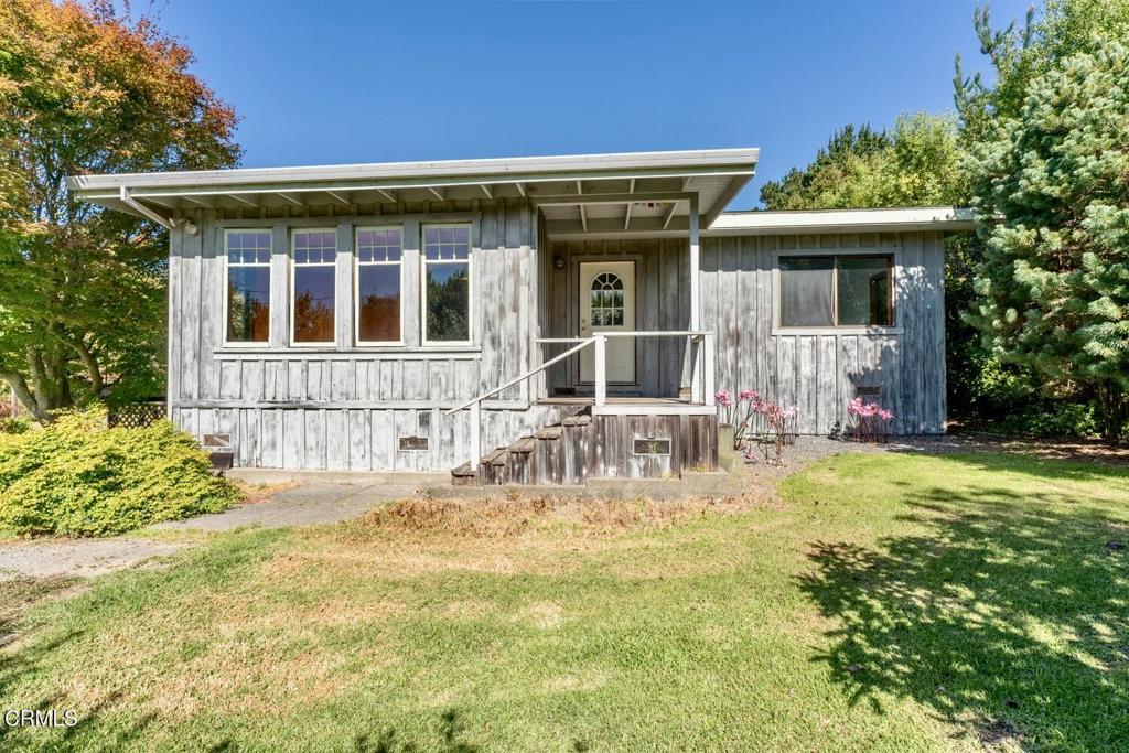 33200 Ocean View Drive Property Photo 3