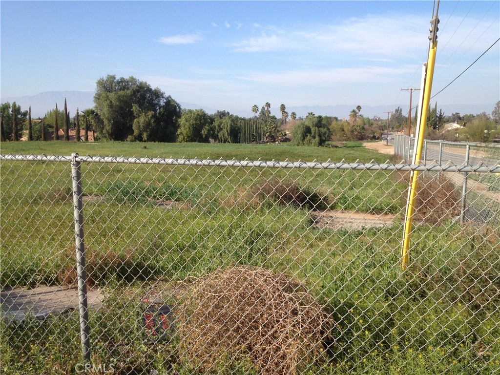 0 Van Buren Boulevard Property Photo 9