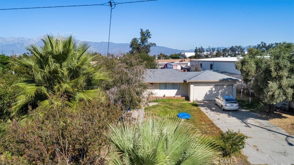 14788 Boyle Avenue Property Photo 11