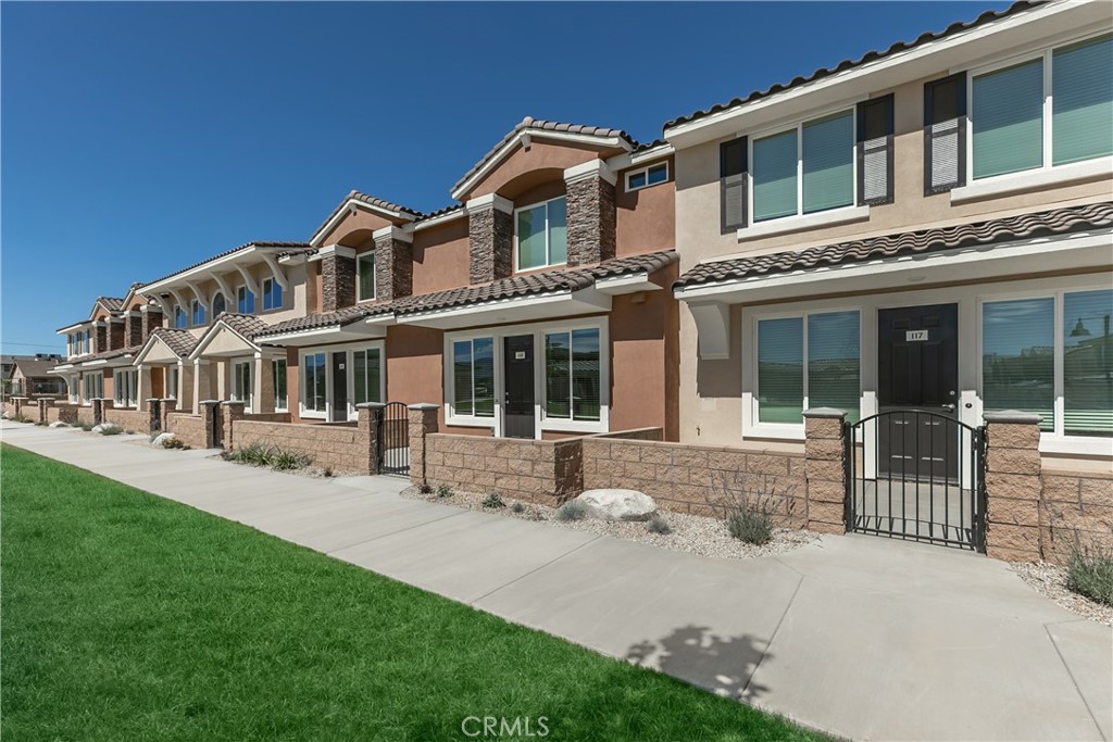 16850 Muscatel Property Photo 12