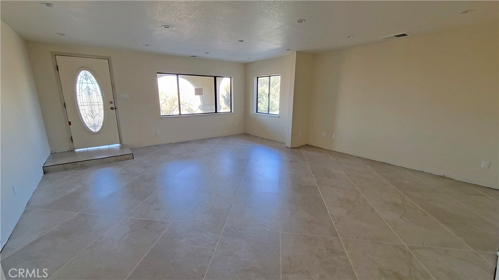 22149 Waalew Road Property Photo 4