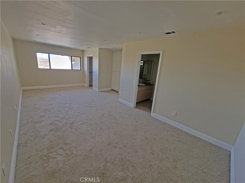 22149 Waalew Road Property Photo 13