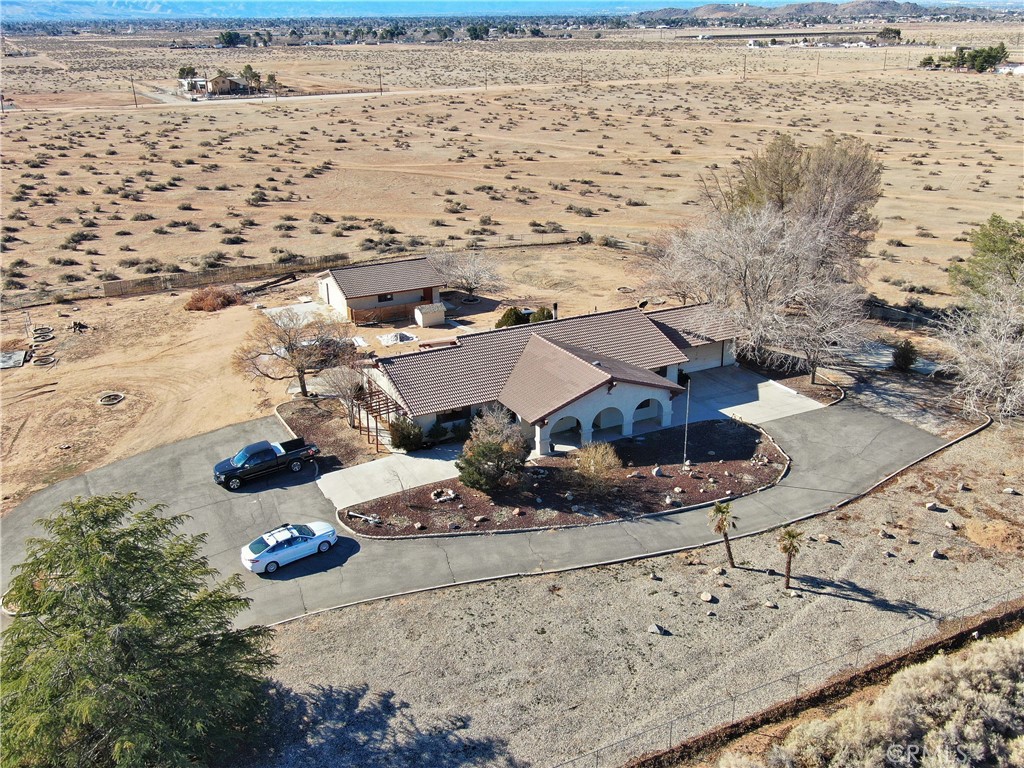 22149 Waalew Road Property Photo 18