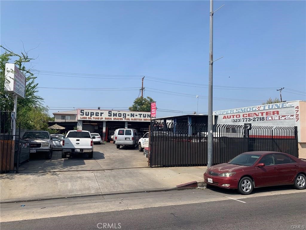 4727 Slauson Avenue Property Photo 1