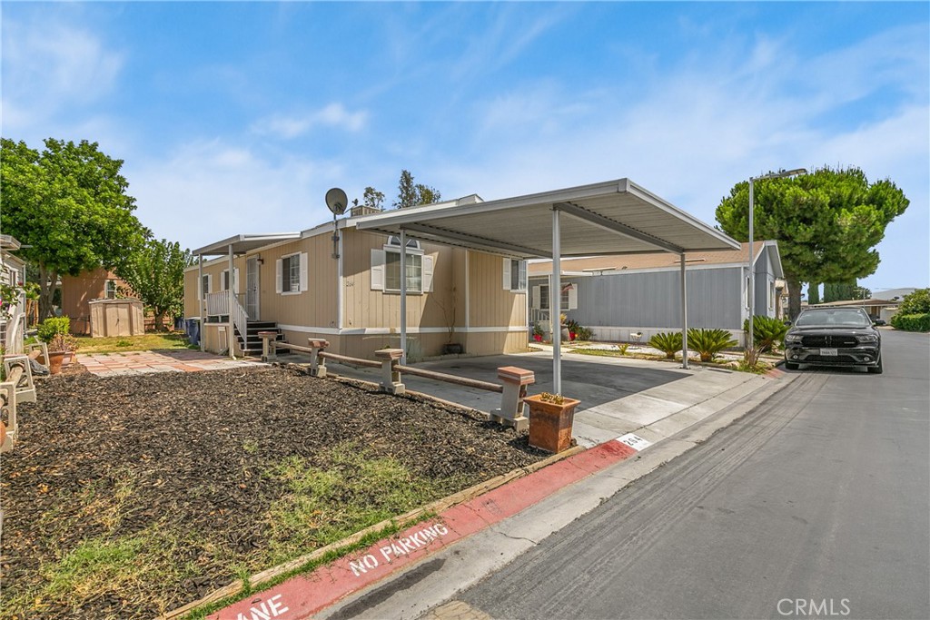 1855 Riverside Dr 264 Property Photo 2