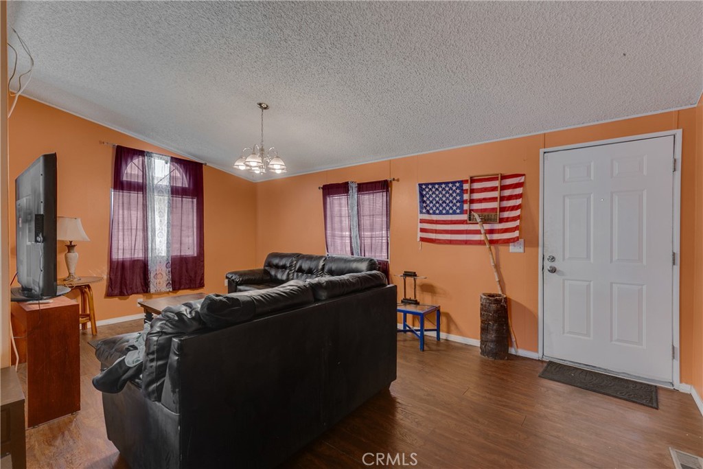 1855 Riverside Dr 264 Property Photo 7