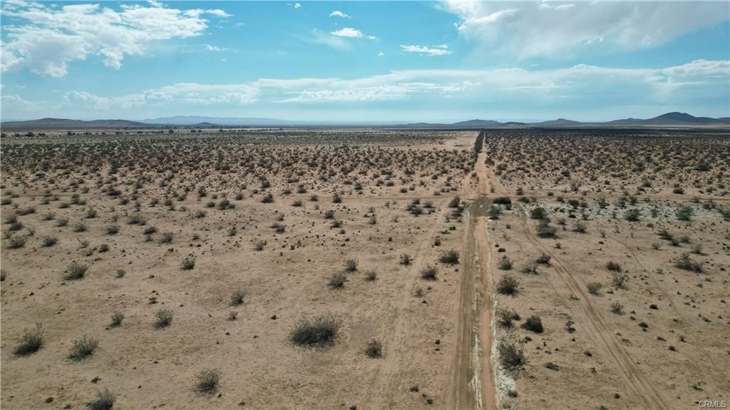 0 , Property Photo 4
