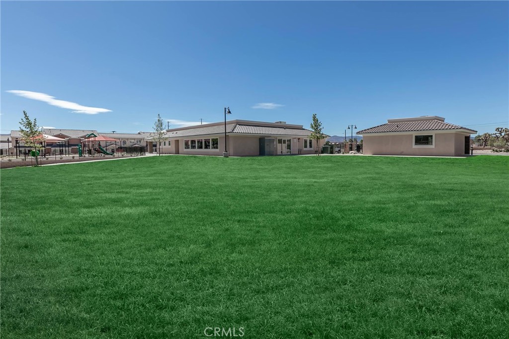 16854 Muscatel Property Photo 13