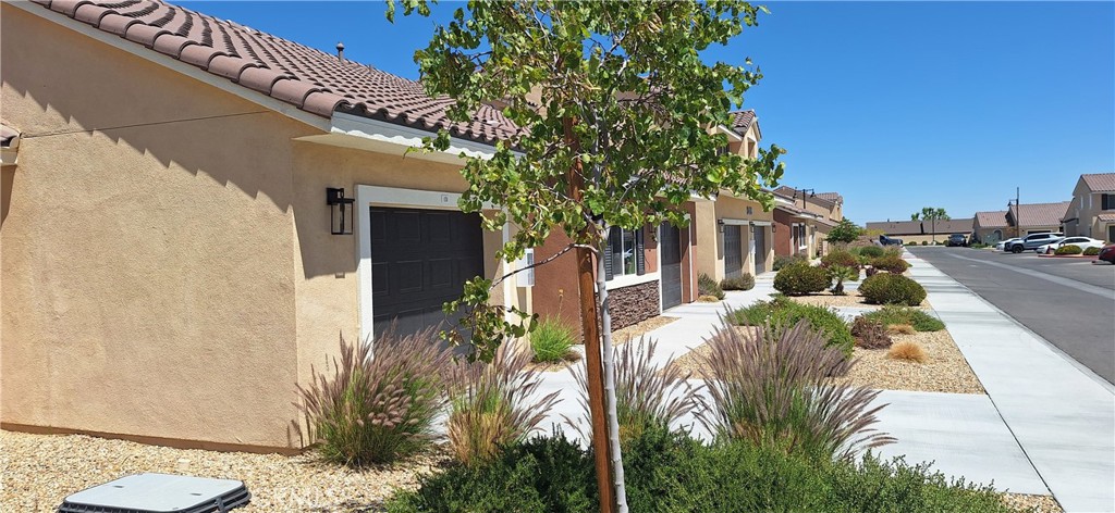 16852 Muscatel Property Photo 2