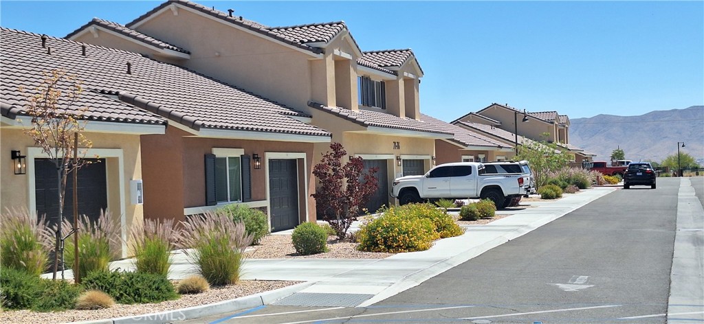 16852 Muscatel Property Photo 5